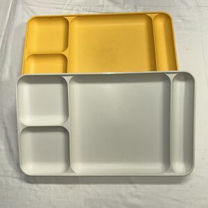 Vtg  Tupperware (1535-4) Compartment Trays – Yellow & Grey Camping Trays